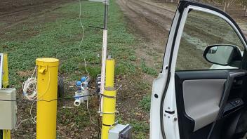 Low Cost Sensors for Monitoring Pressure in Irrigation System